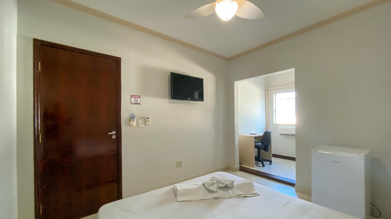 Center Plaza Hotel 크리스탈리나 외부 사진